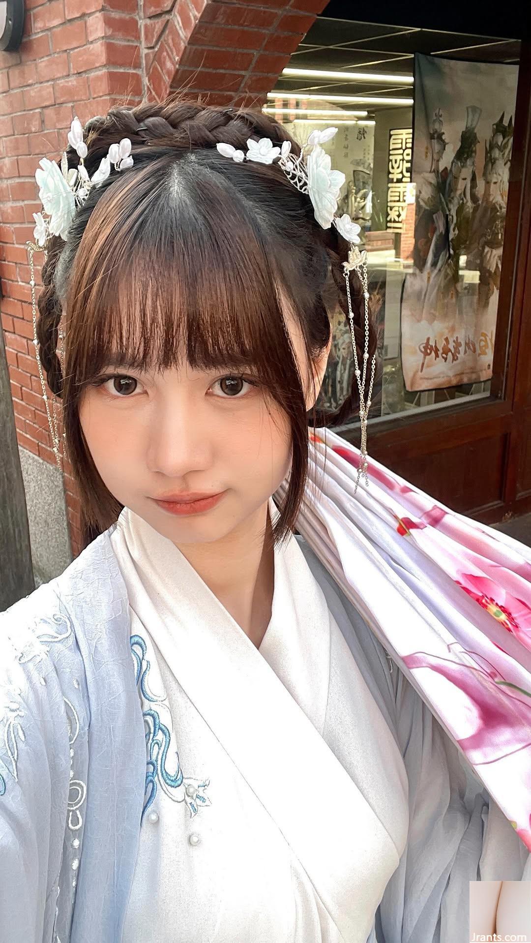 (刭外8 Jiaying) Khuôn mặt nhỏ nhắn toát lên khí chất trẻ trung (24P)