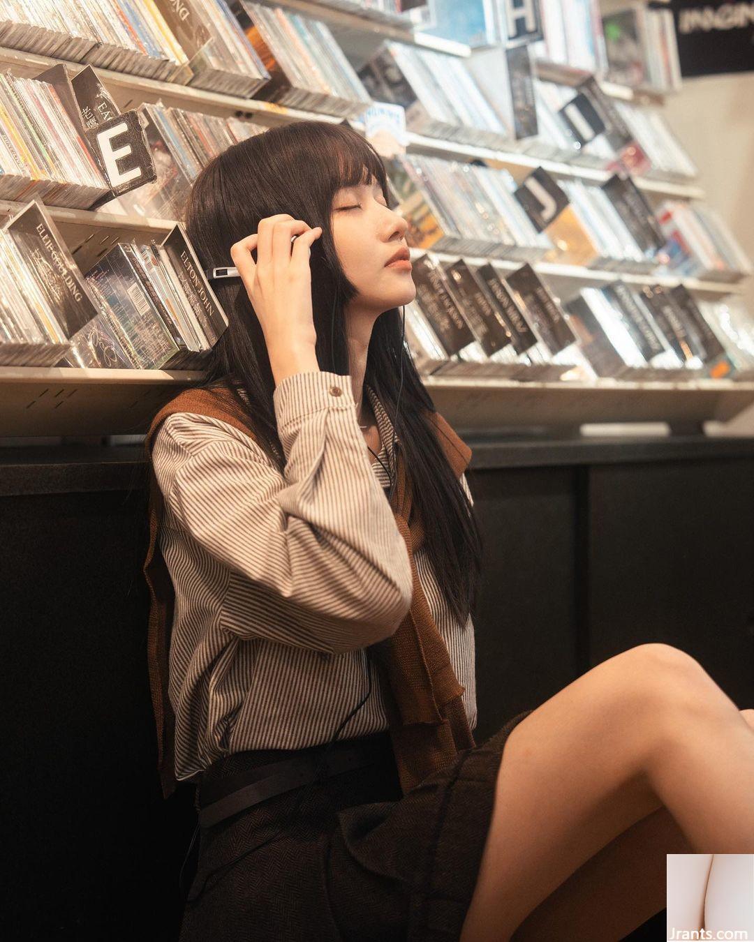 (刭外8 Jiaying) Khuôn mặt nhỏ nhắn toát lên khí chất trẻ trung (24P) - Ảnh 9