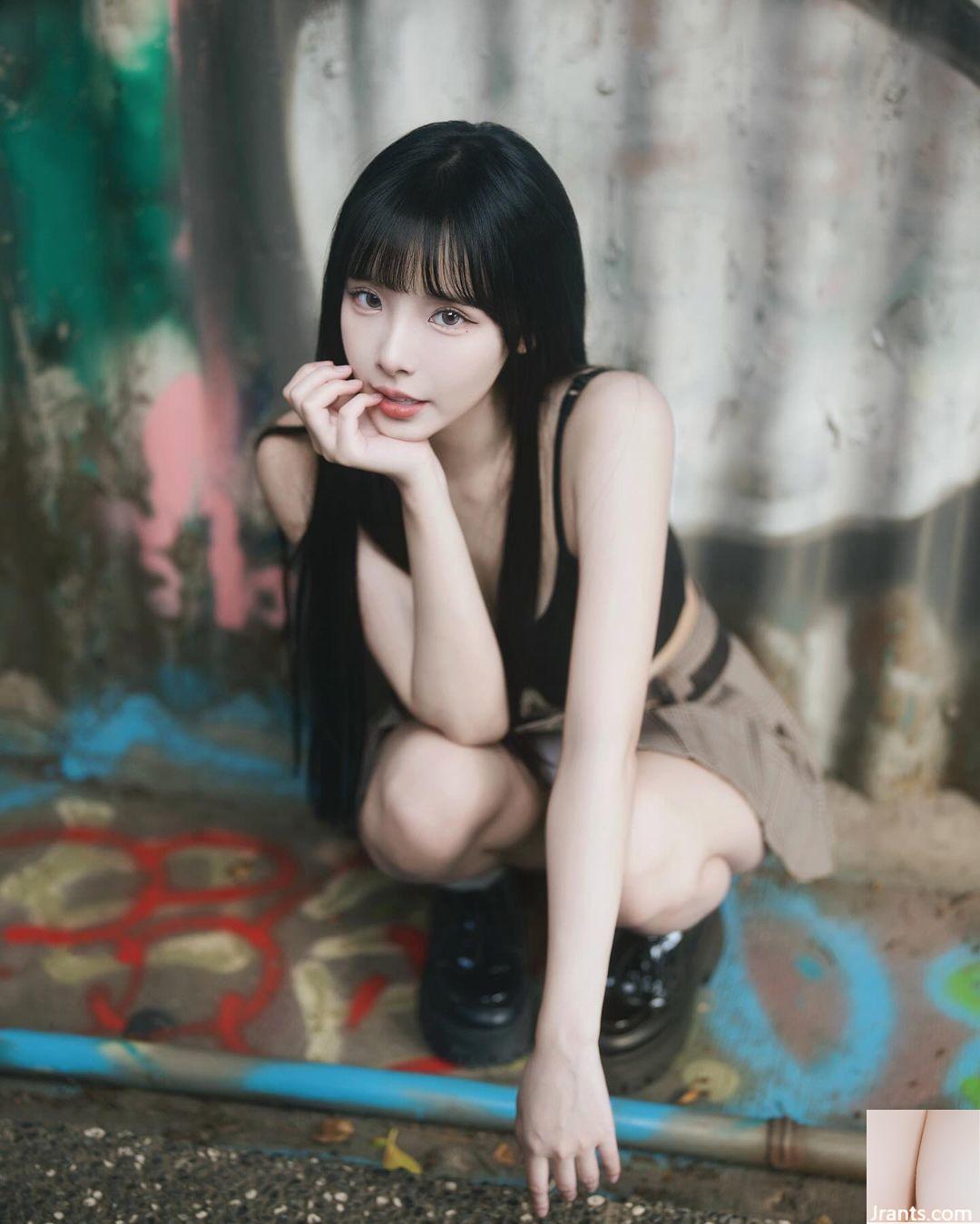 “Khuôn mặt cũng là sự cám dỗ cuối cùng của thân thịt màu (47p) Vicky. - Ảnh 36