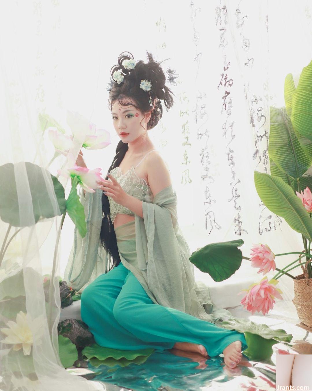 Vóc dáng gợi cảm của “Shuang’er” quá chết người và tư thế mảnh mai siêu gợi cảm (50P) - Ảnh 22