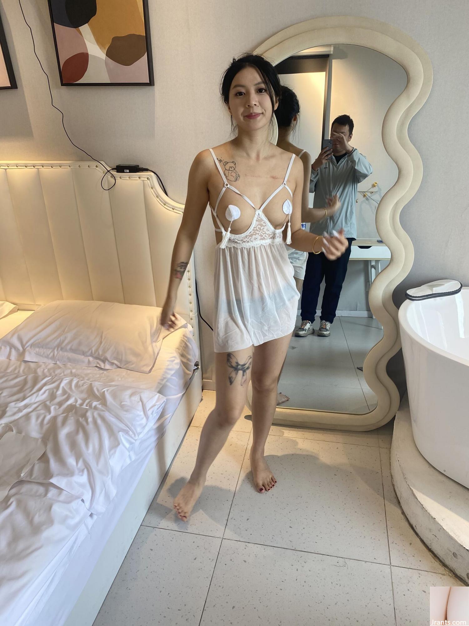 Bộ ảnh riêng tư thân người của người mẫu Trung Quốc Qiqi (47P) - Ảnh 2