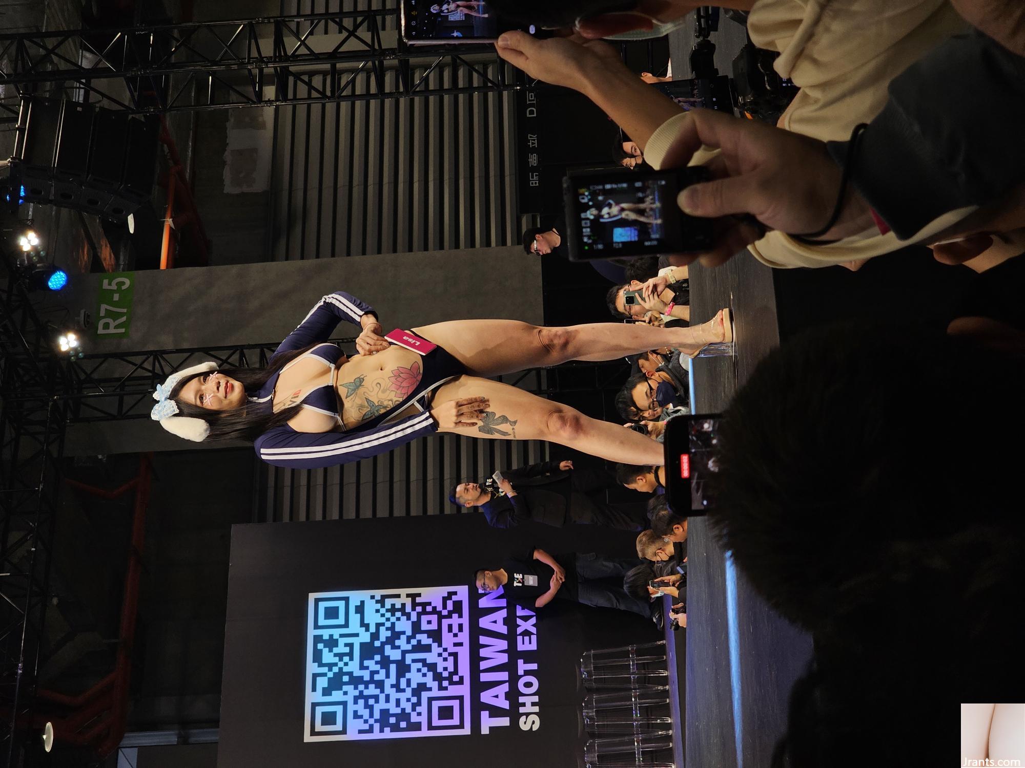 Phóng viên một ngày của Triển lãm ảnh TSE 2024 - Ảnh 11