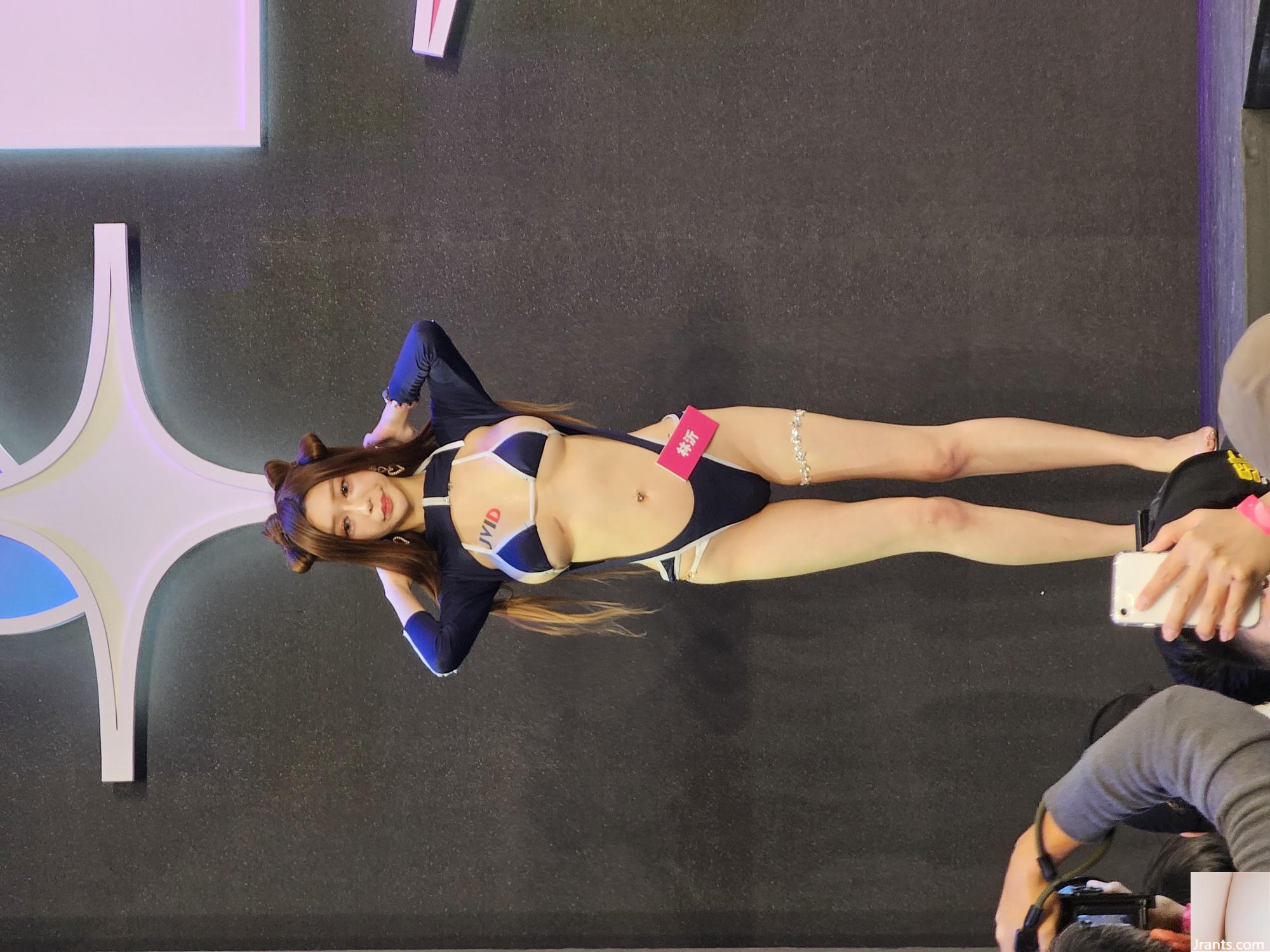 Phóng viên một ngày của Triển lãm ảnh TSE 2024 - Ảnh 5