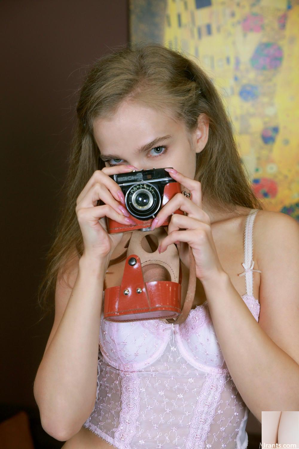 (MetArt) 31/07/2025 – Xenia – Tiêu Điểm Hoàn Hảo (123P) - Ảnh 4