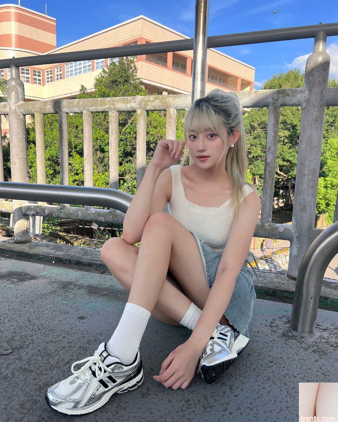 Cô phù thủy nhỏ “Qiu Siqi” vừa ngọt ngào vừa gợi cảm khiến người ta mê mẩn (20P) - Ảnh 12