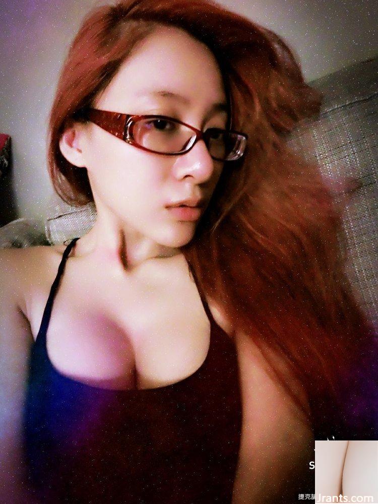 Ảnh PO gợi cảm của cô gái xinh đẹp Fei Xiaoju, tư thế này quá hôi (35P) - Ảnh 20