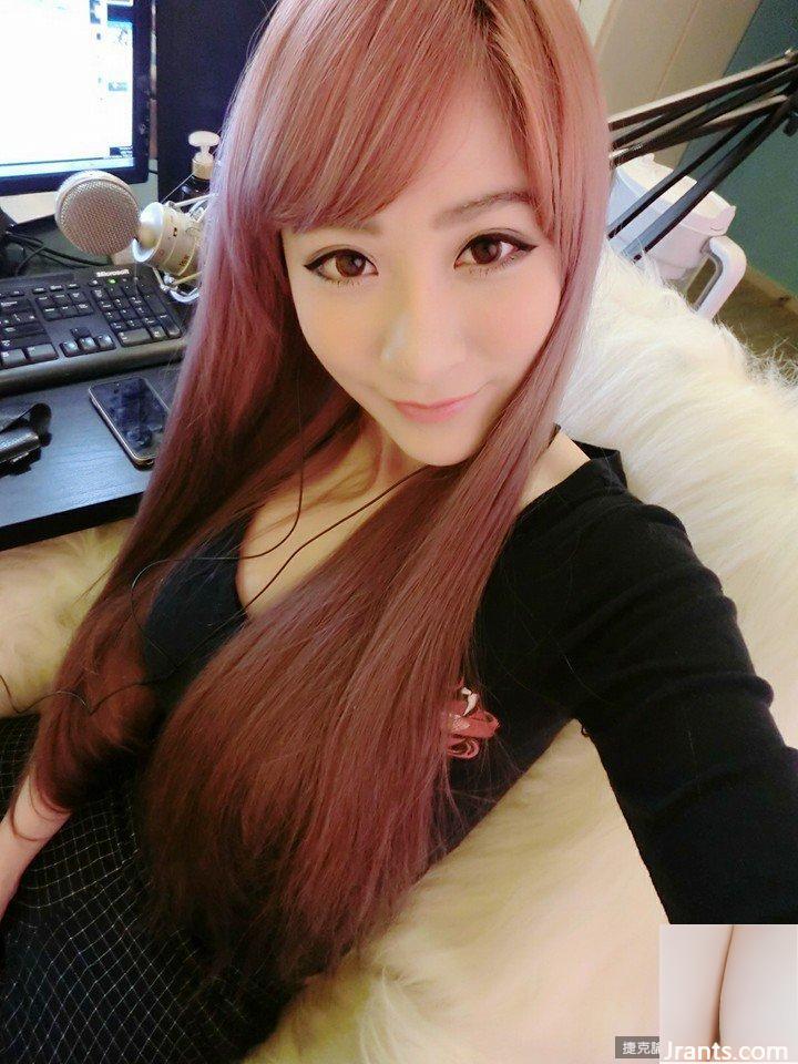 Ảnh PO gợi cảm của cô gái xinh đẹp Fei Xiaoju, tư thế này quá hôi (35P) - Ảnh 33