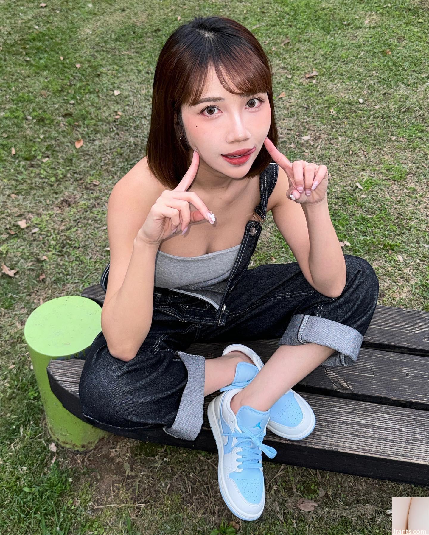 Người đẹp bên cạnh “Peng Peng Rourou” có thân hình tuyệt đẹp – dòng chảy thực sự rất hôi (20P)