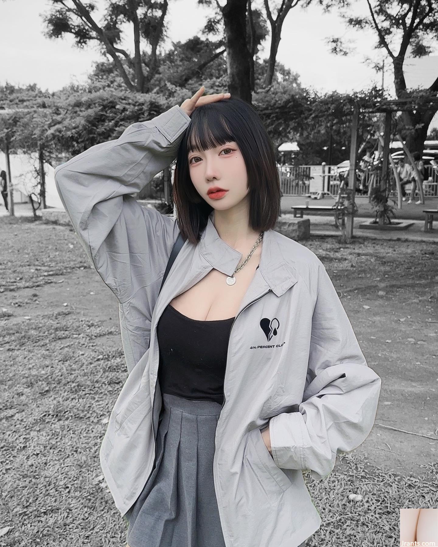 Gương mặt trắng trẻo, trong trẻo của mỹ nhân có thân hình bất chấp thiên đường “Zona Lin” hấp dẫn đến mức ai cũng phải choáng váng (21P - Ảnh 12