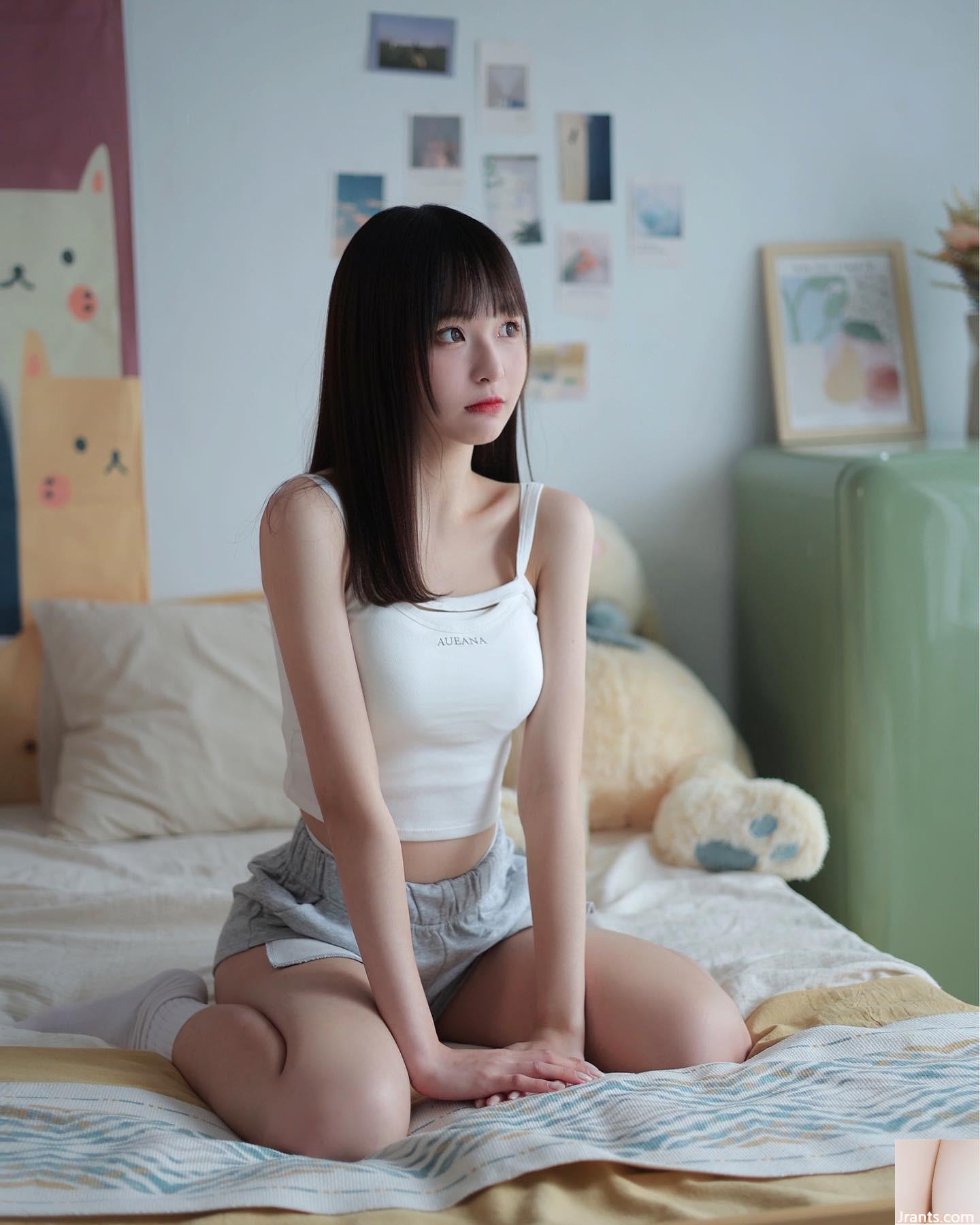 Cô nàng tiểu quỷ gợi cảm “Chen Toffant” có khí chất xinh đẹp khiến người ta muốn xấu (18P) - Ảnh 15