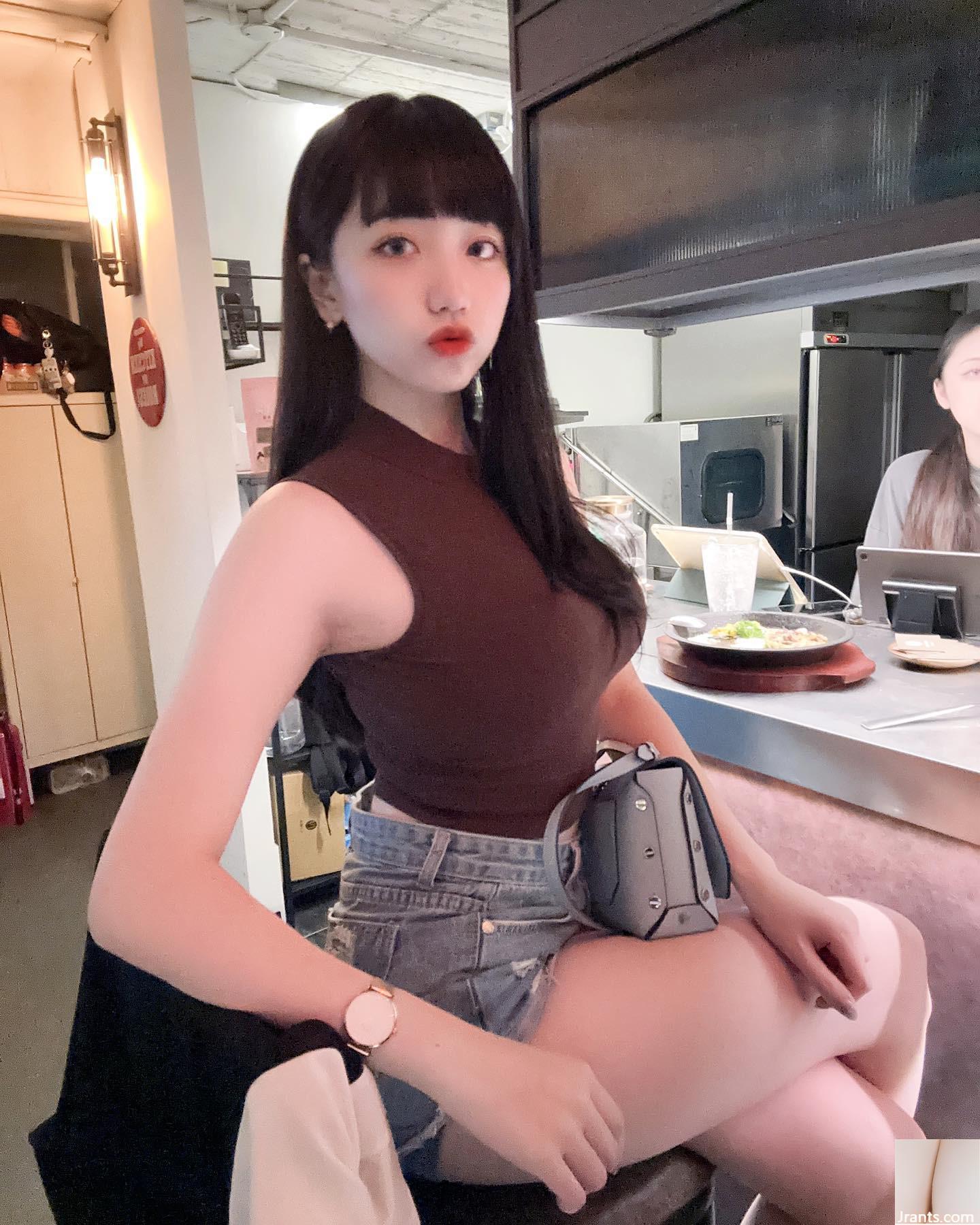 Khuôn mặt trẻ thơ thanh tú “Dudu Yeyu” có dáng người bất khả chiến bại, sức hút vô tận và tràn đầy sức sống (23P) - Ảnh 10