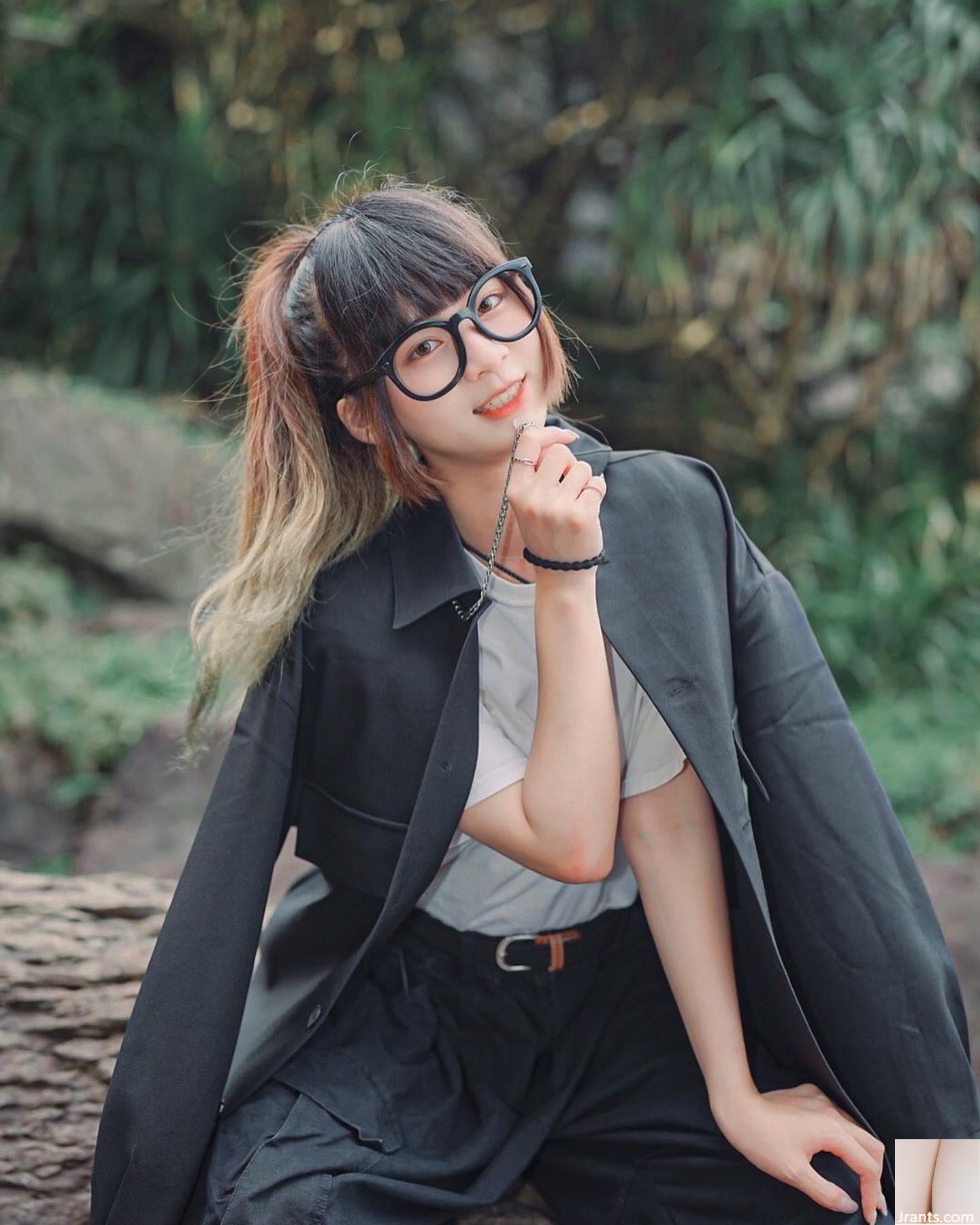 Khuôn mặt nặng nề của Nhật Bản “rain..87” ngực thấp và ngực lớn thực sự hoàn hảo (14P) - Ảnh 14