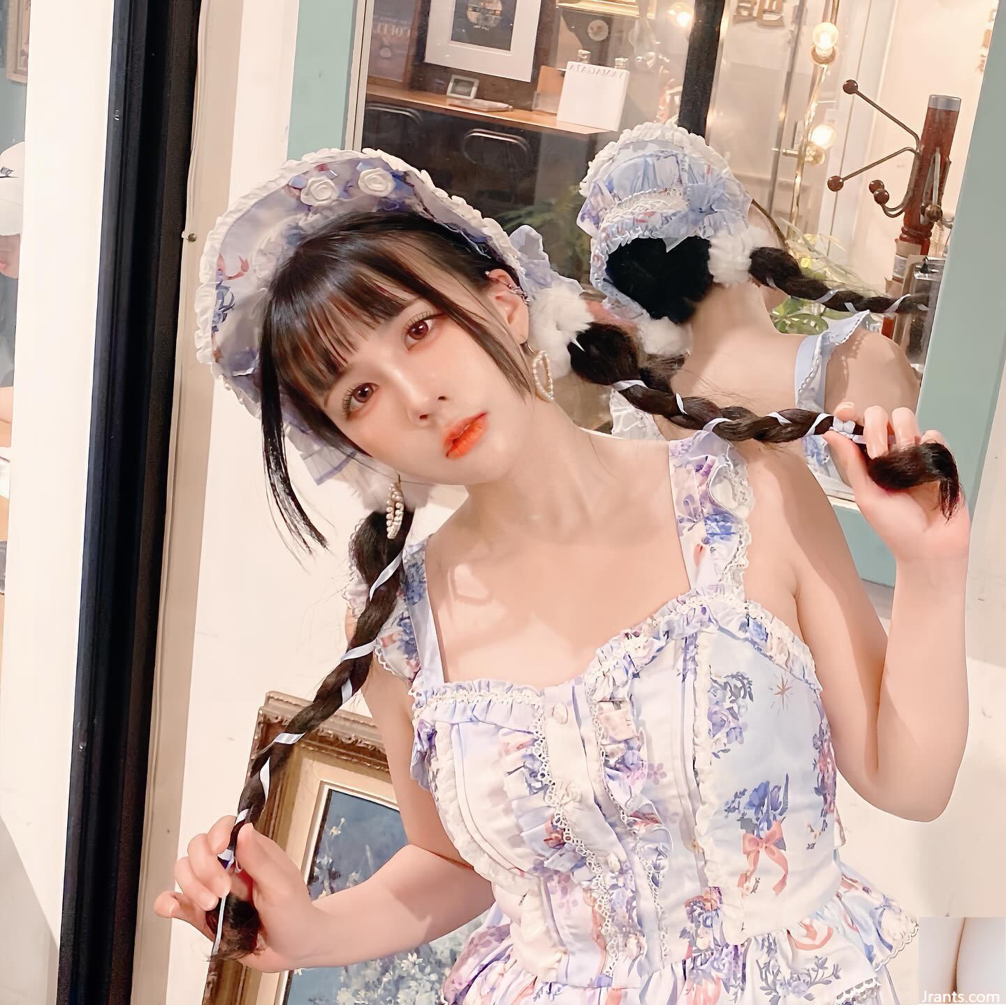 Những đường cong quyến rũ “Musumi” khoét sâu hình chữ V của cô gái ngực lớn thật hấp dẫn (12P)