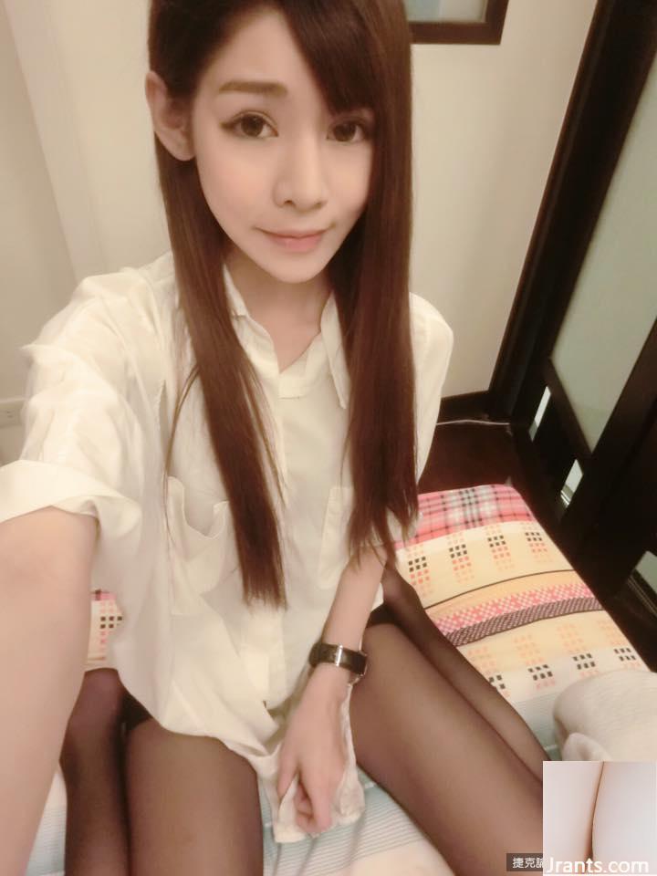 ~Sun Hanni~Ảnh chụp studio bằng vải tuyn gợi cảm với bộ ngực nhỏ và dáng chuẩn (22P)