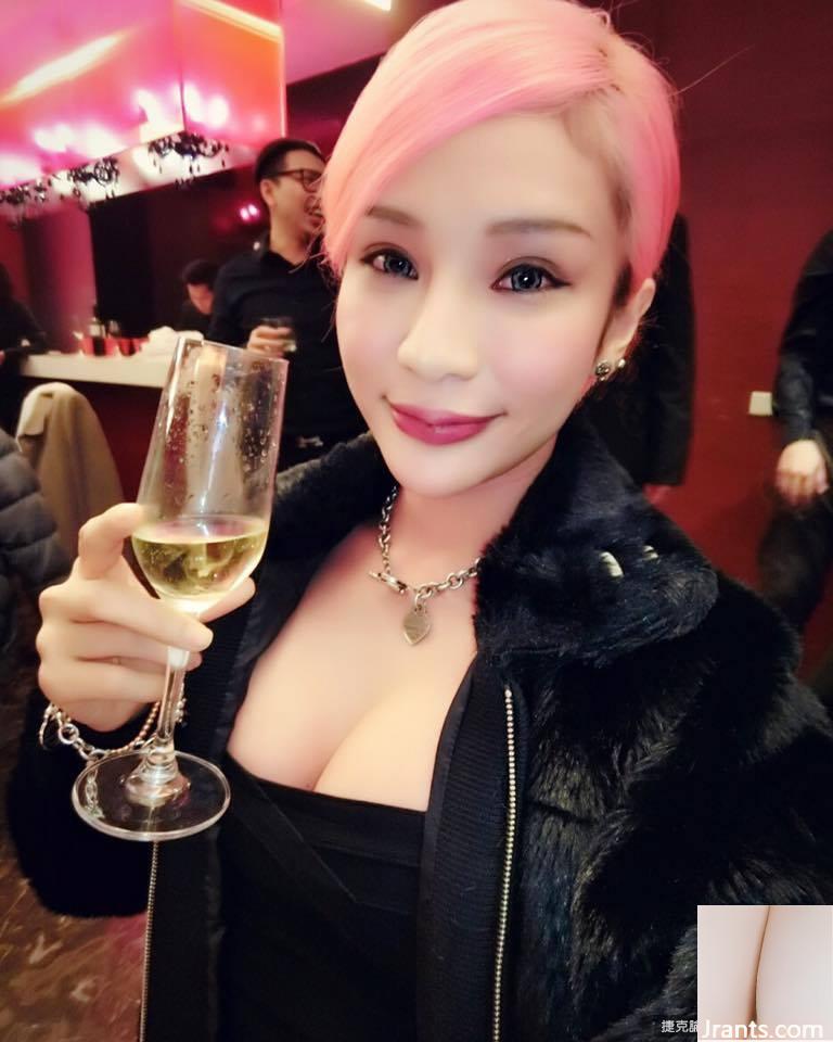 “Nữ thần Quốc Quang” Nana Liang Liang Yunfei đăng “ảnh ngực khủng, căng phồng” vào đêm khuya khiến cư dân mạng mất ngủ (40P)