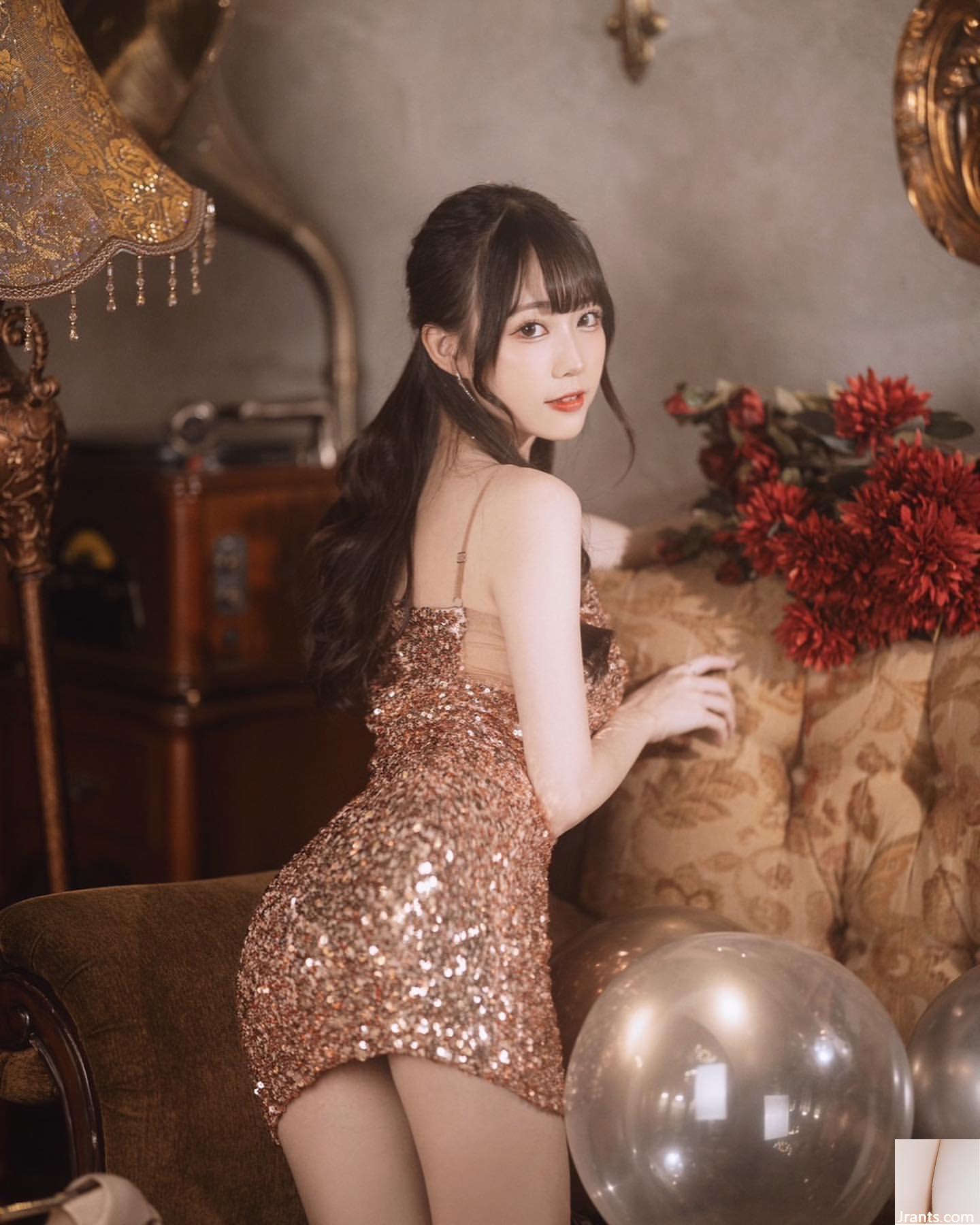 Cô em gái nhí “Wei Ting Angela” bị đôi chân dài xinh đẹp này quyến rũ đến mức không chịu nổi (13P) - Ảnh 2