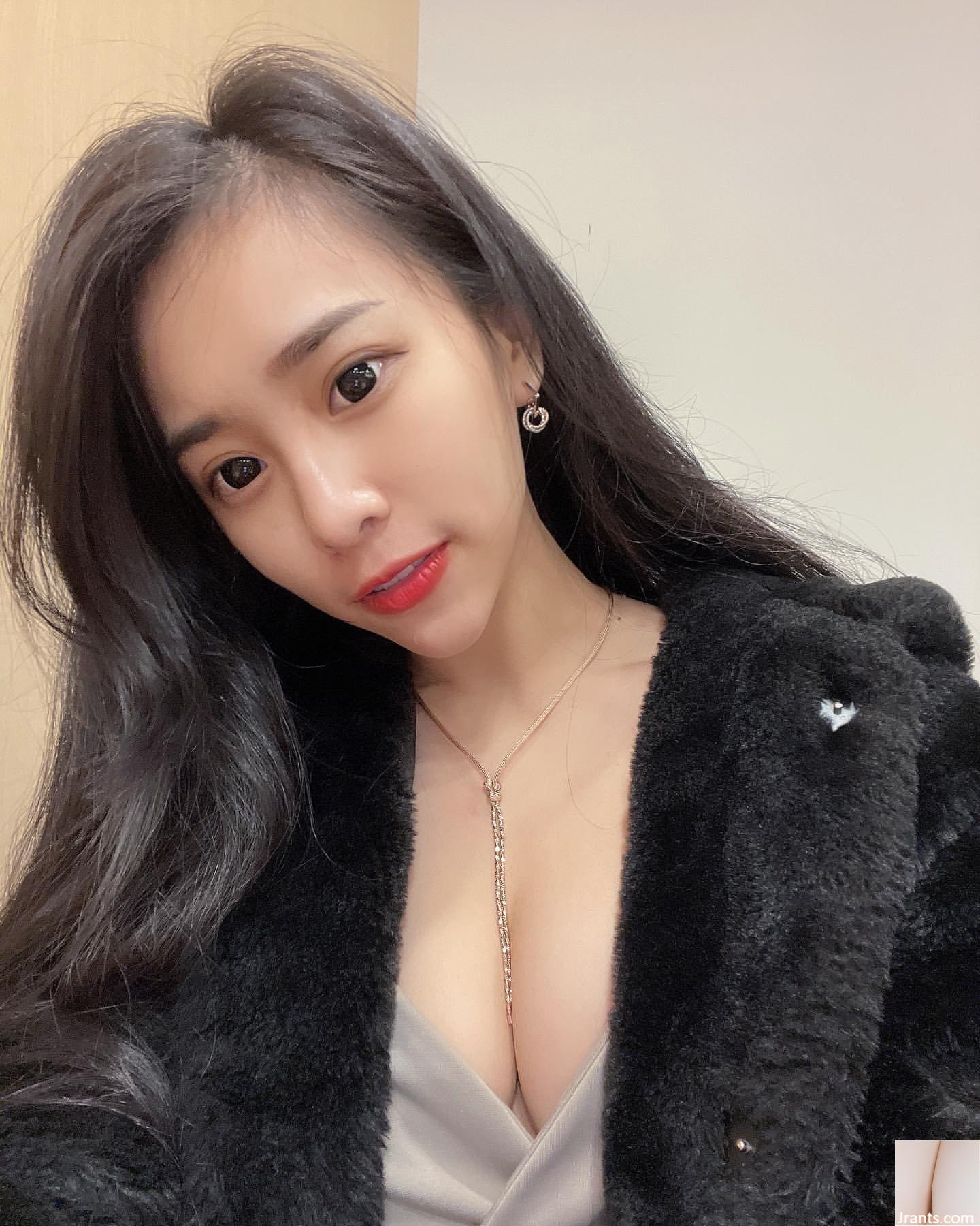 Em gái tôi có thân hình siêu chuẩn “Strawberry Abby” với làn da trắng như tuyết và khuôn mặt giống yêu tinh (18P) - Ảnh 8