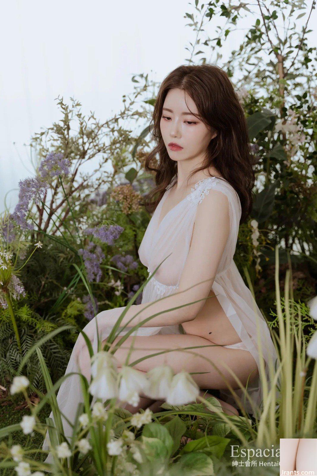 SpaceKorea EHC111 YUA (51P) - Ảnh 11