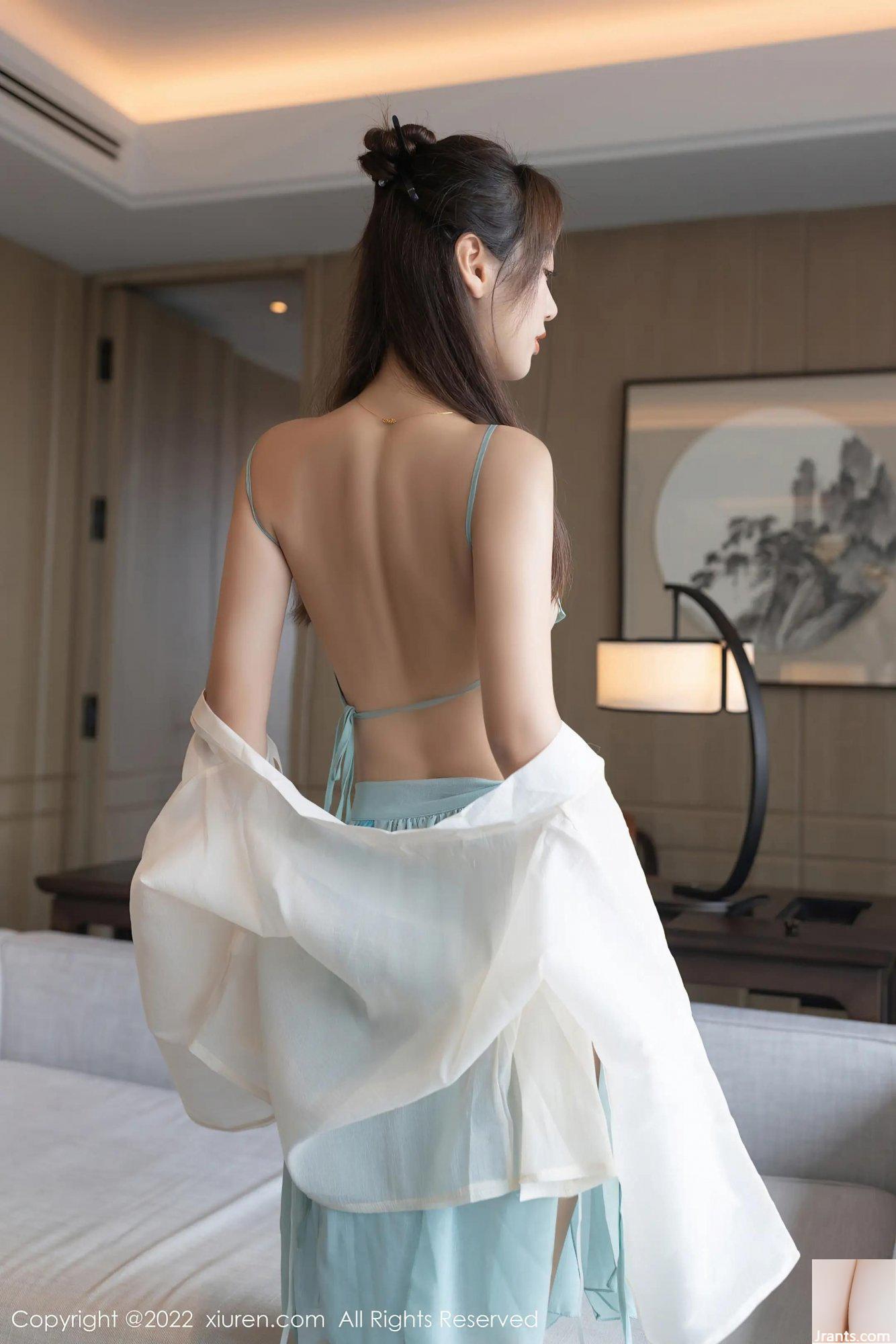 (XiuRen) SỐ 4421 (64P) - Ảnh 15