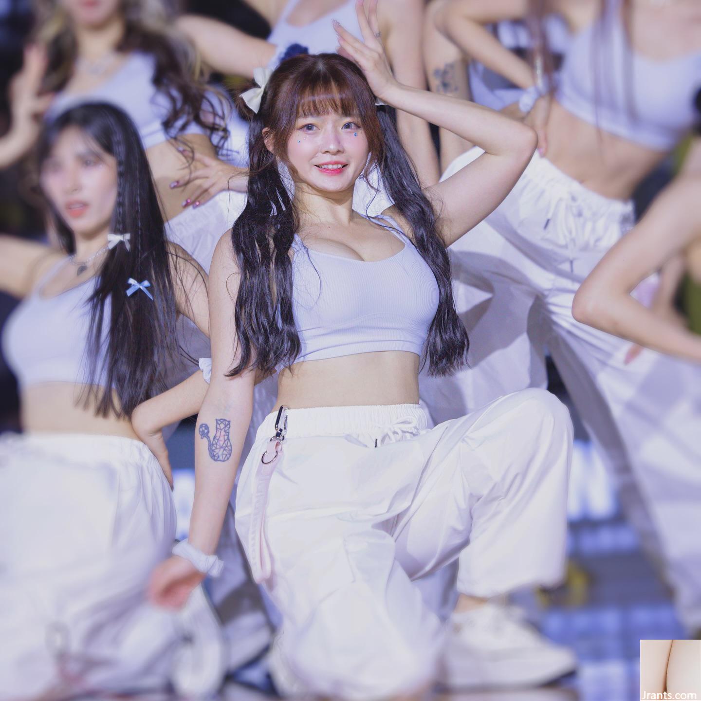 Đội cổ vũ “Sunny Tinging” là hoàn hảo ở mọi góc độ (10p) - Ảnh 8