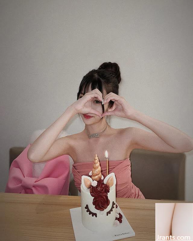 “Li Xin” là trọng tâm của sự chú ý ở bất cứ nơi nào cô ấy nhìn (10p) - Ảnh 9