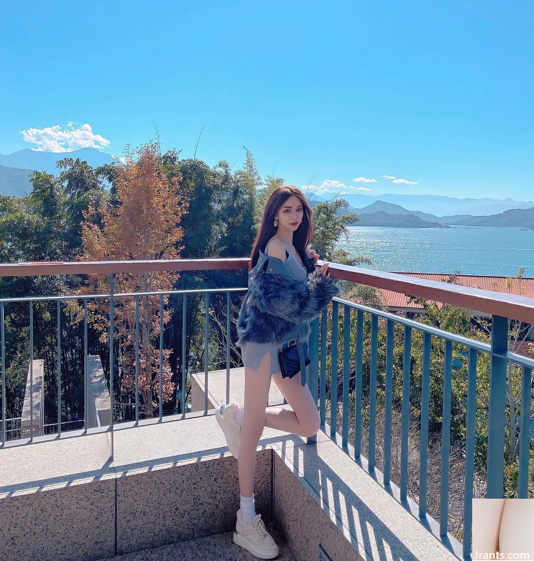 “Xintint_ariel_” không khoa học, bạn càng nhìn vào vẻ đẹp của bầu trời, bạn càng tức giận (22p) - Ảnh 2