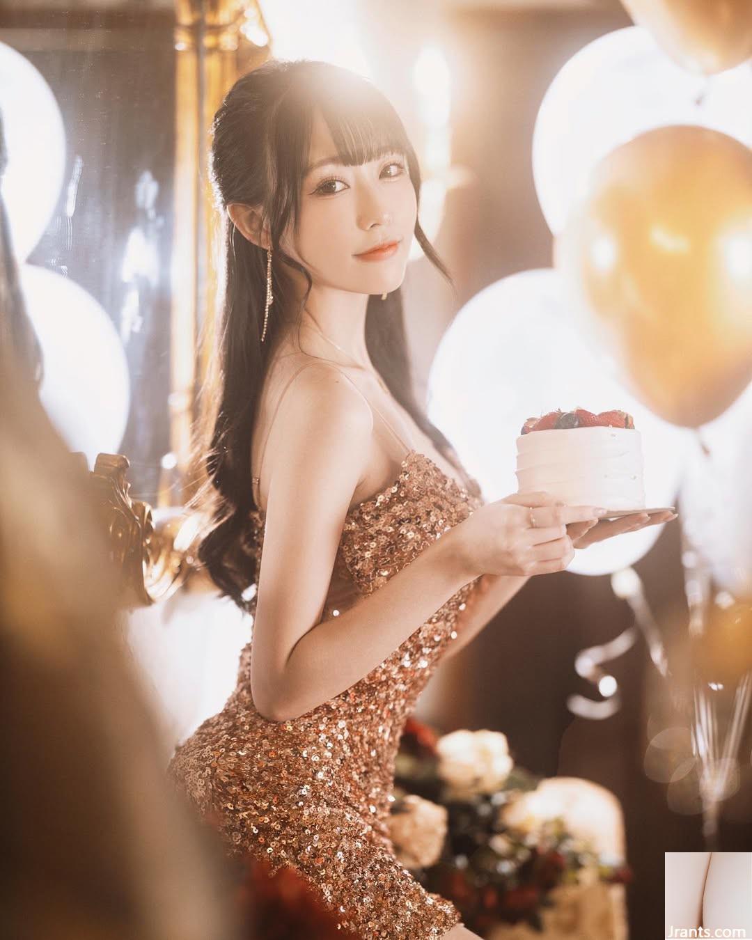 “Wei Ting Angela” dễ thương và gợi cảm với dây buộc eo và ngực (10P) - Ảnh 2