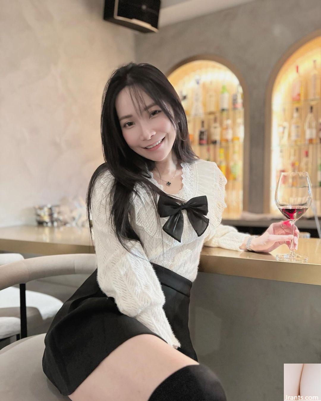 Sexy Little Demon “Li Quanquan” sex cảm thấy không thể chịu đựng được (23p) - Ảnh 7