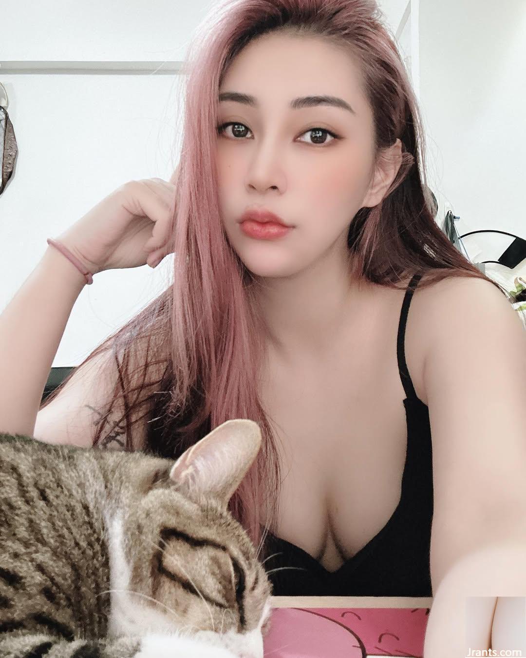 Đường cong quyến rũ “Yuliana” kích hoạt làn sóng khát (20p) - Ảnh 13