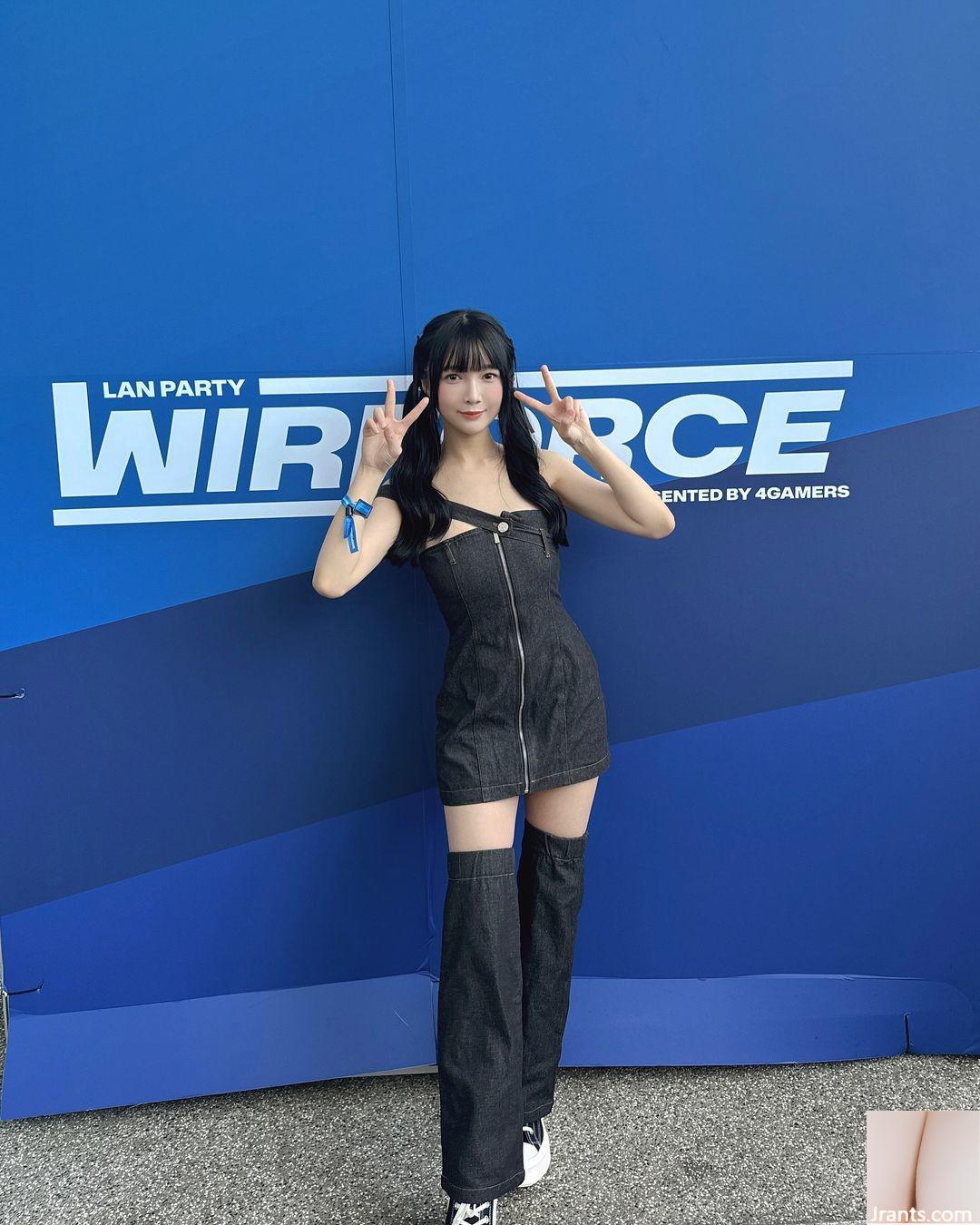 “Akatsuki” ngực cắt thấp toát ra một tính khí đầy đủ (23p)