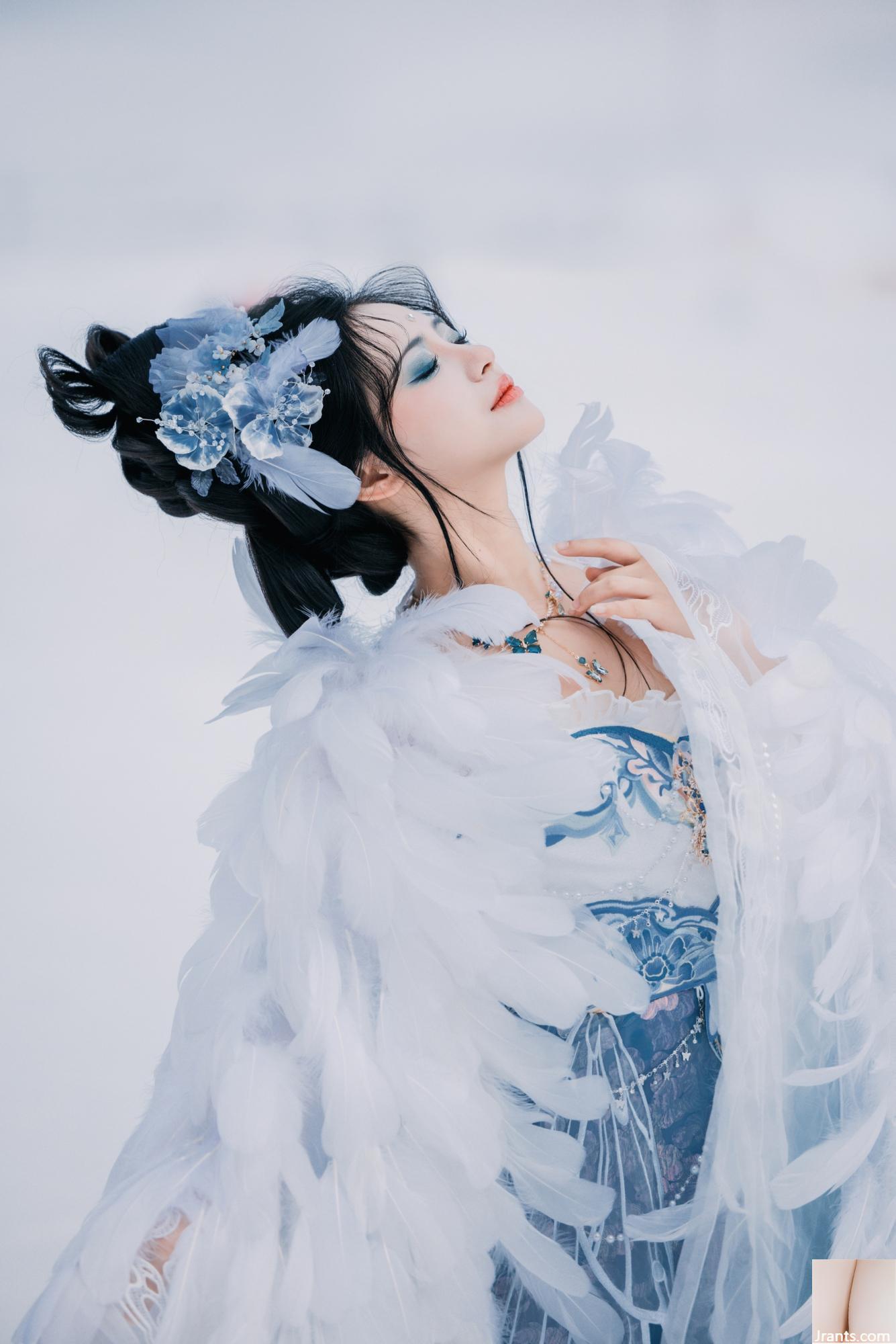 Cần cẩu trong tuyết giữ một con nai (22p) - Ảnh 17