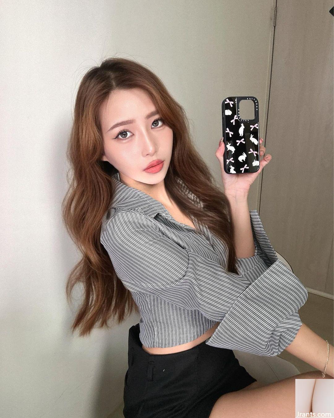 “Ha Geng_ENNAOUII” cho thấy bộ ngực và khuôn mặt mềm mại và mềm mại của cô ấy, cũng rất xuất sắc (23p) - Ảnh 3