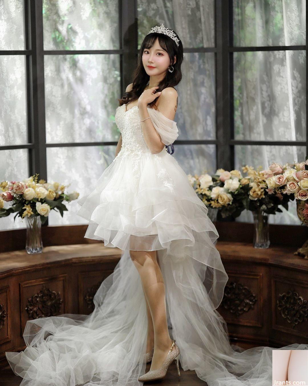 Cô gái nóng bỏng chân dài cho thấy hình dạng vú xinh đẹp của cô ấy “Little Skin cầu lông người yêu” (15p) - Ảnh 7