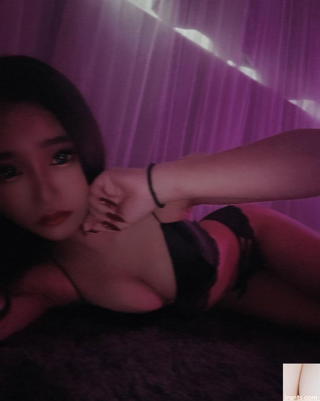 Đường cong hoàn hảo “Jiuer ·” eo chặt quá sexy (21p)