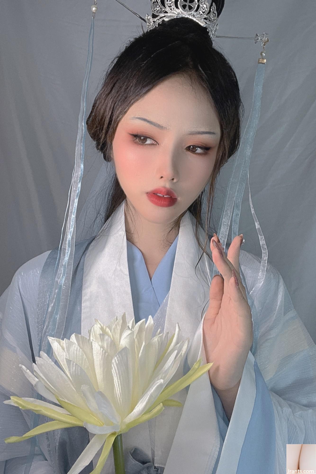 Nữ tu Titi-Dao hợp kim Titan (23p)