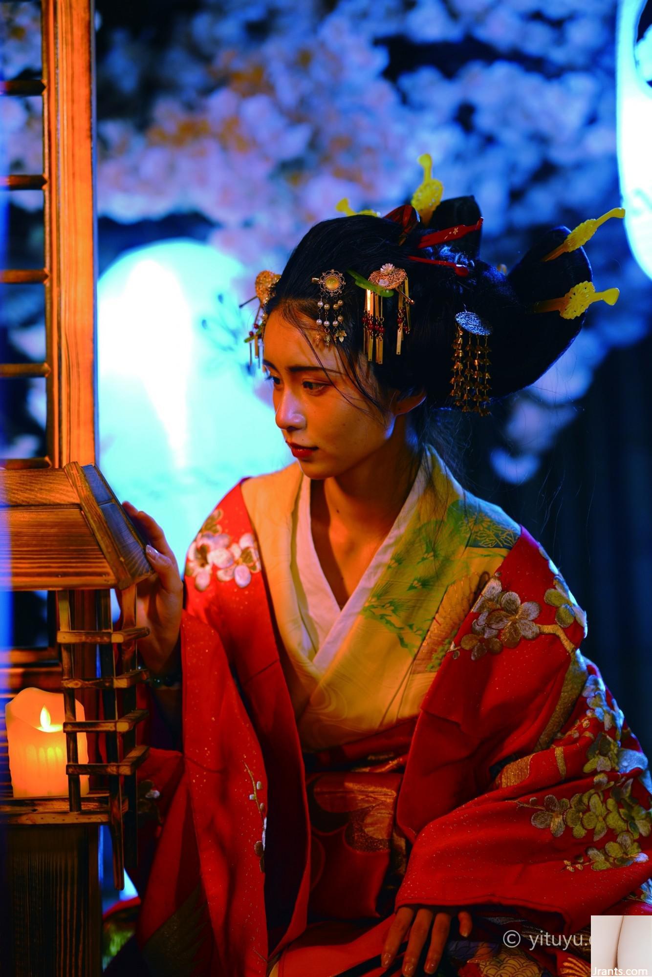 Luoyang Courtesan Xiaoyuan (36P)