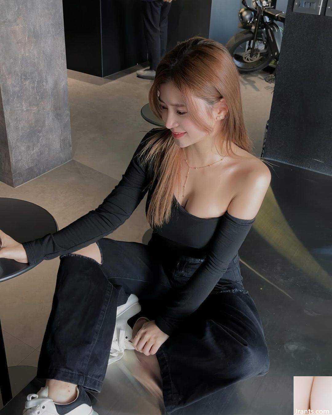 Những con nai bên trong va vào “Lilian” và có đường cong cơ thể rất mạnh (21p) - Ảnh 3