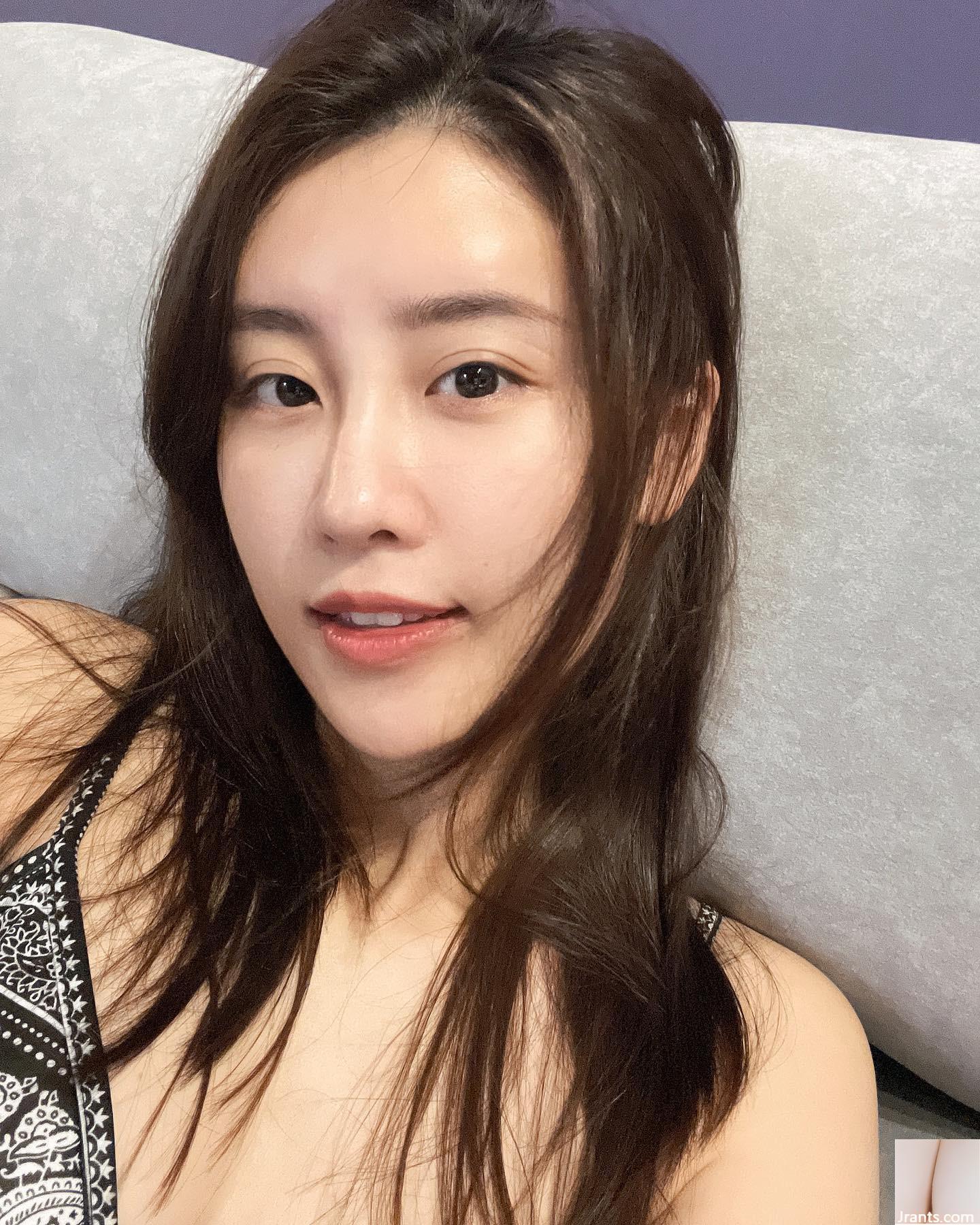 “Lin Zhenyi Yuna” Bộ ngực đầy đặn dưới khuôn mặt ngọt ngào đang đập vào tim (11p) - Ảnh 3