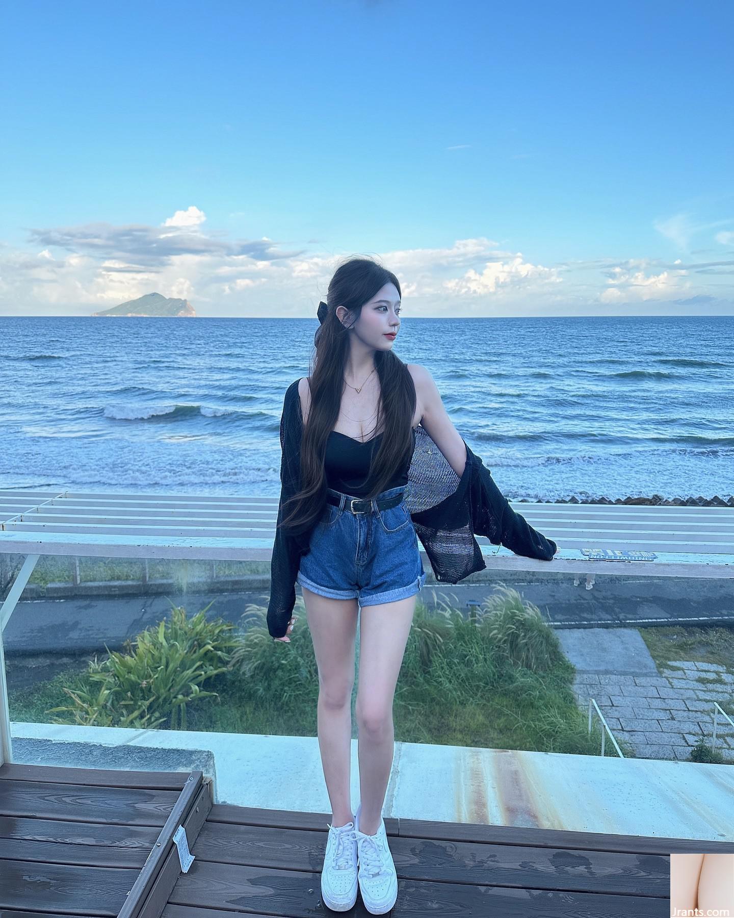 (Lu Xin Albee “Cô gái ngực xinh đẹp đã bùng nổ trong cám dỗ (20p) - Ảnh 2