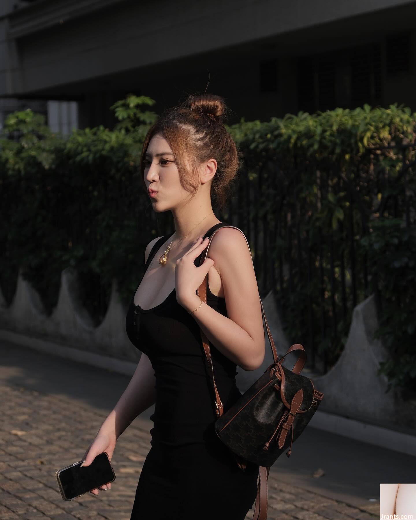 “_” Đường cong vú đầy đủ rất bắt mắt (16p) - Ảnh 8