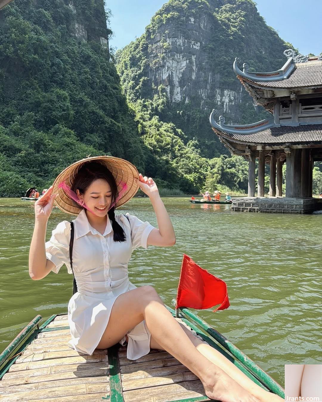 Cơ thể chất lượng cao “Ye Zijing Gin” nụ cười ngọt ngào phá vỡ bàn (16p) - Ảnh 5