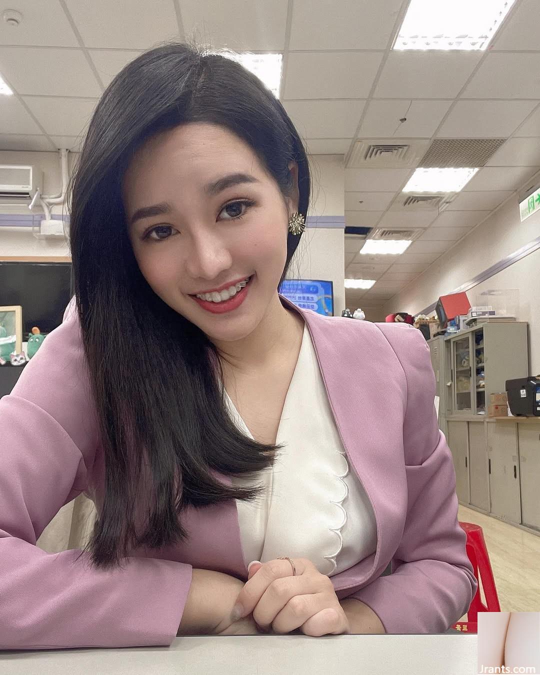 Cơ thể chất lượng cao “Ye Zijing Gin” nụ cười ngọt ngào phá vỡ bàn (16p) - Ảnh 7