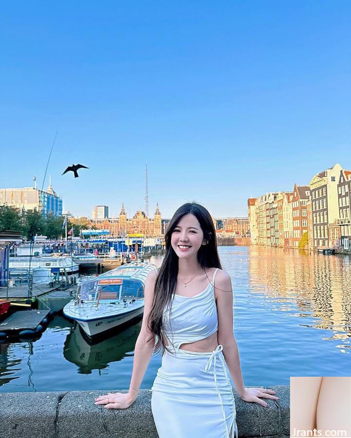 “Xiao Jiaer 330” Các đặc điểm khuôn mặt thuần khiết và tỉ mỉ khiến mọi người nghĩ về nó (21p)