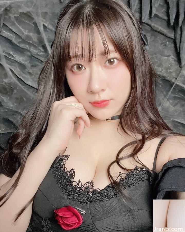 Đôi mắt to người yêu “qiuqiu_mika” khuôn mặt đẹp nhất là quá ngọt ngào (20p)