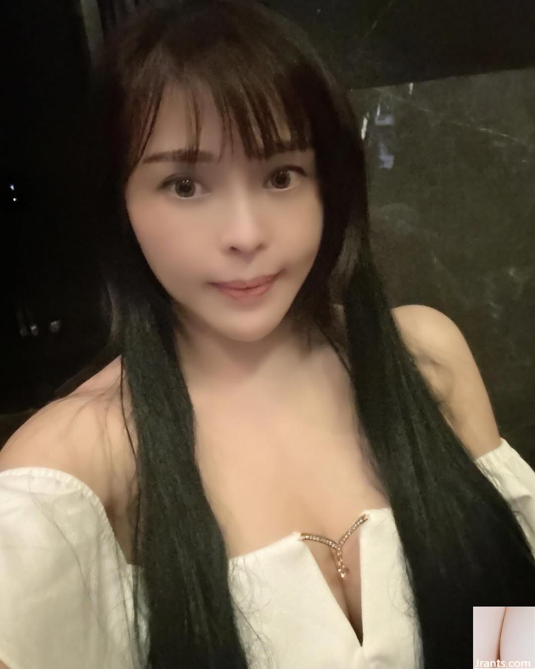 “Lena” quyến rũ gợi cảm (21p) - Ảnh 11