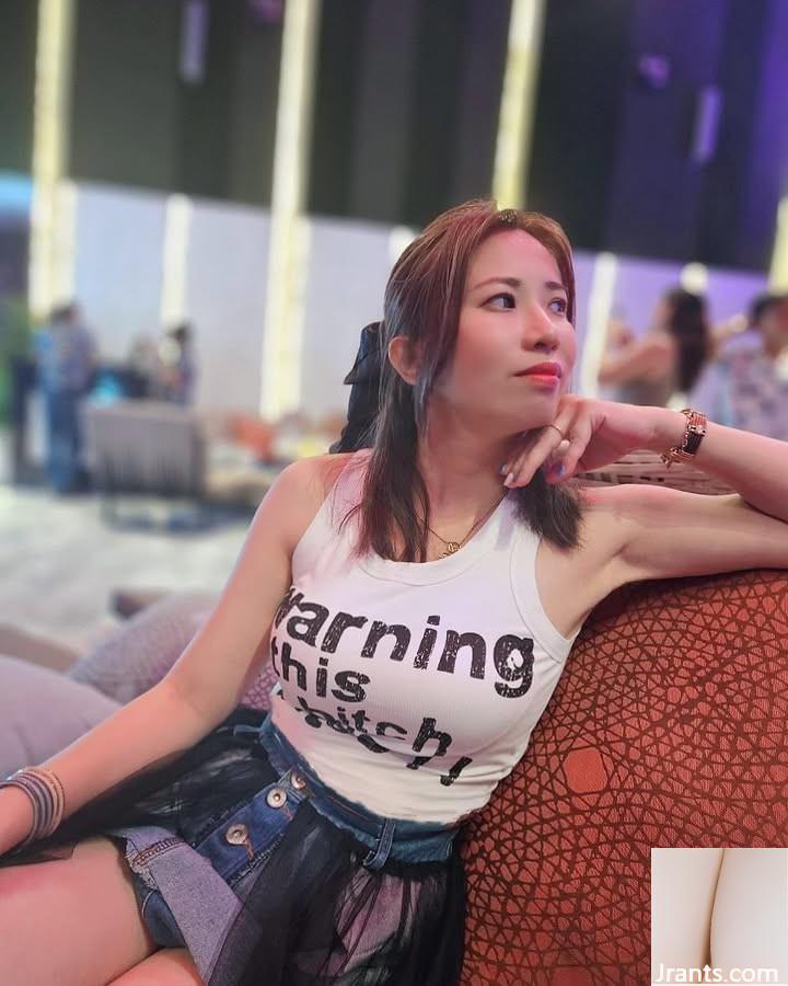 Những bộ ngực xấu xa và xinh đẹp của “Lan’er” là ghen tị và giàu trí tưởng tượng (18p) - Ảnh 7