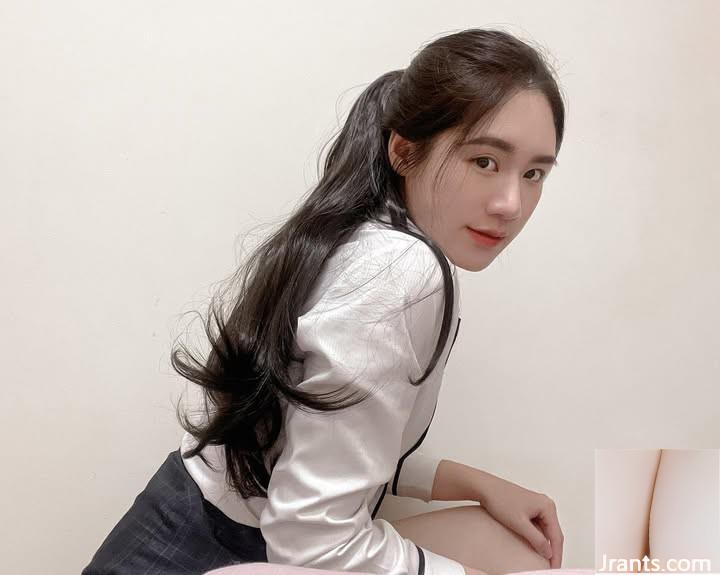 Mặt trước và mặt sau quá hấp dẫn. - Ảnh 4