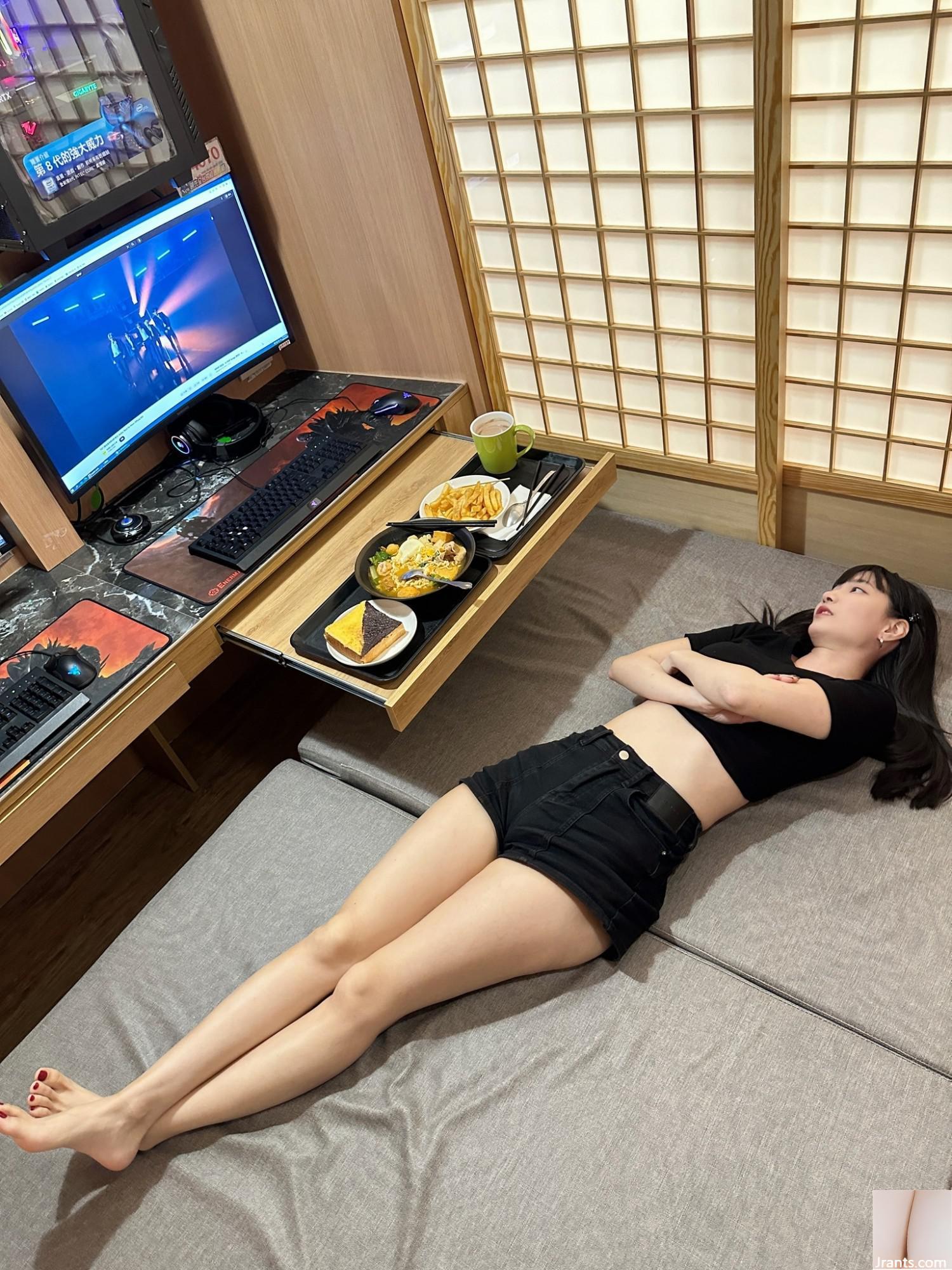 Sandy Sandy, một cô gái chân dài của Đài Loan yêu thích thể thao điện tử hơn nam giới (8p) - Ảnh 7