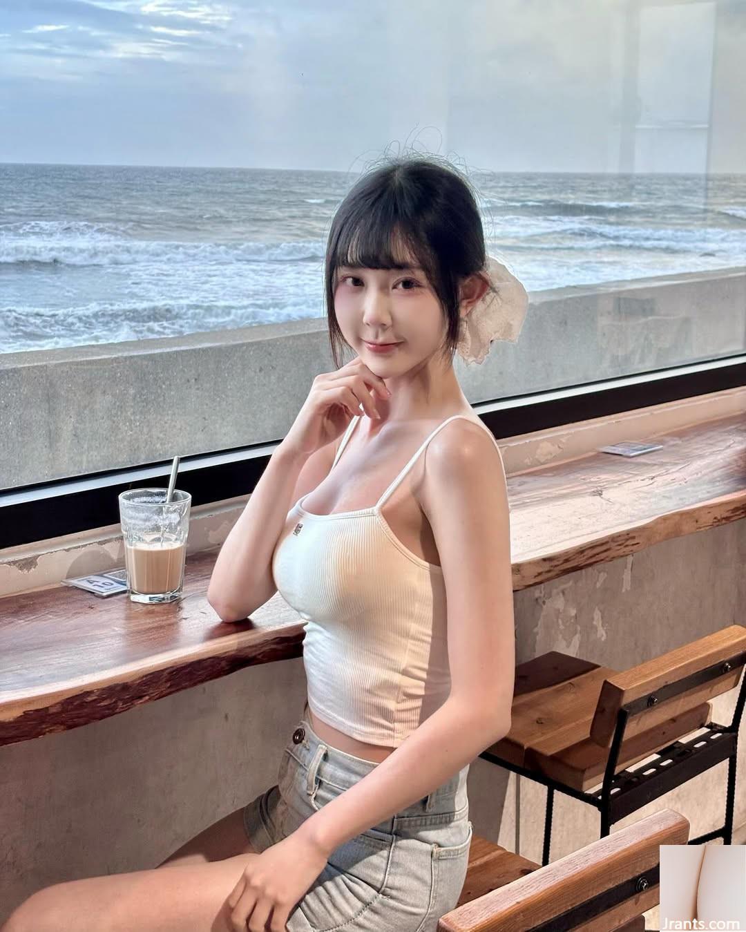 “Bánh mì nướng” Hình ảnh cơ thể trắng nõn và dịu dàng rất bắt mắt và toát lên sự cám dỗ mạnh mẽ (10P) - Ảnh 5