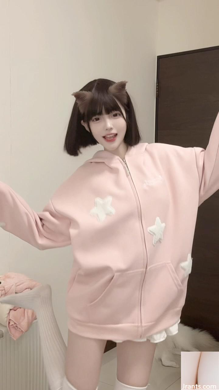 Cơ thể trắng và dịu dàng “Xiao nuo nυono) phát ra một tinh thần cổ tích (21p)